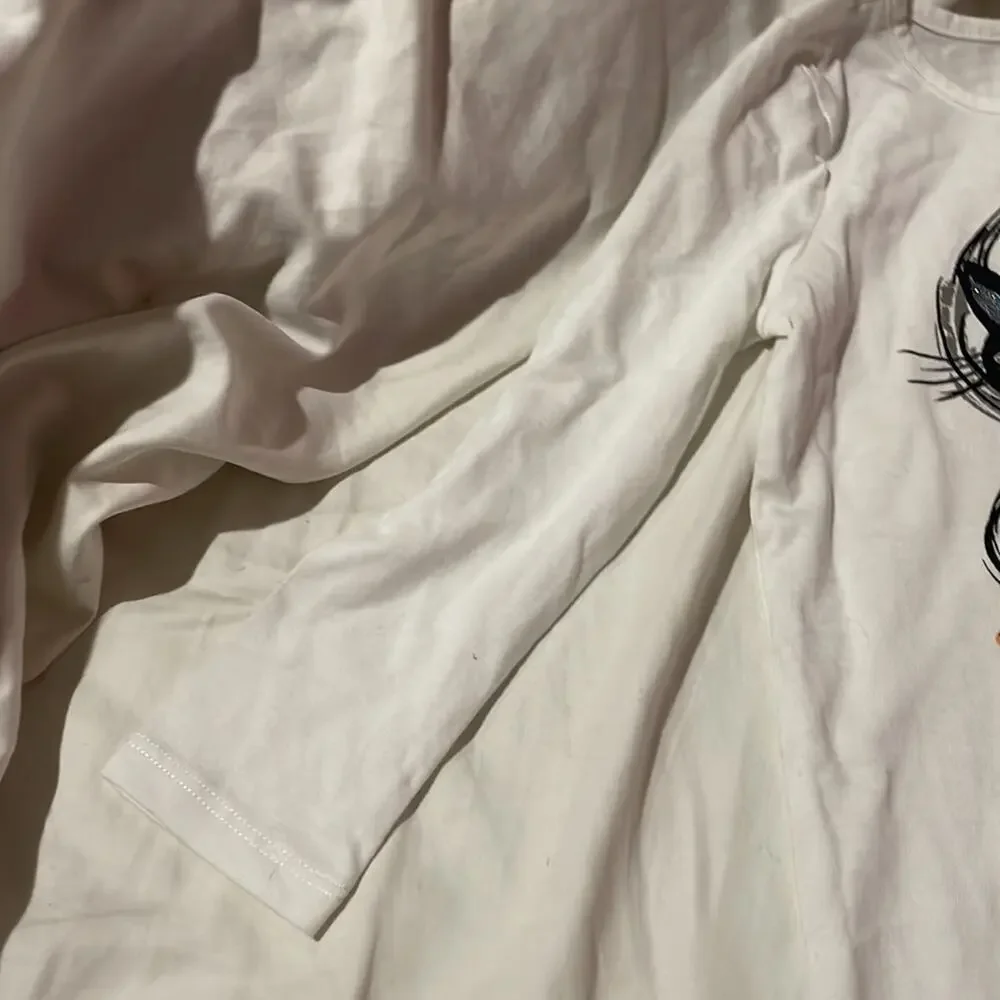 Gymboree xs 4 long sleeve white t with graphic masked girl euc worn once